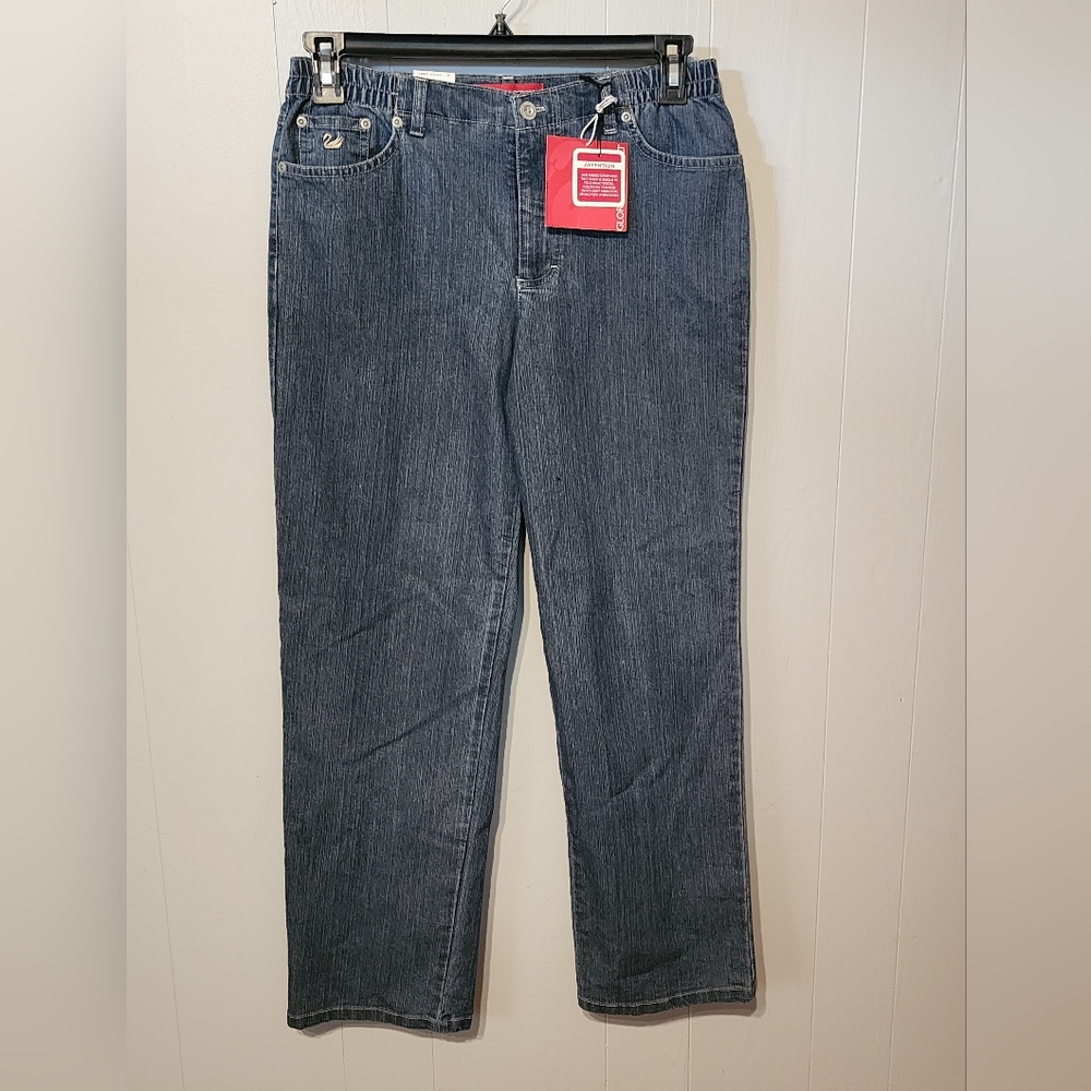 NWT Gloria Vanderbilt Jeans Short Stretch Size 8 Casual B82